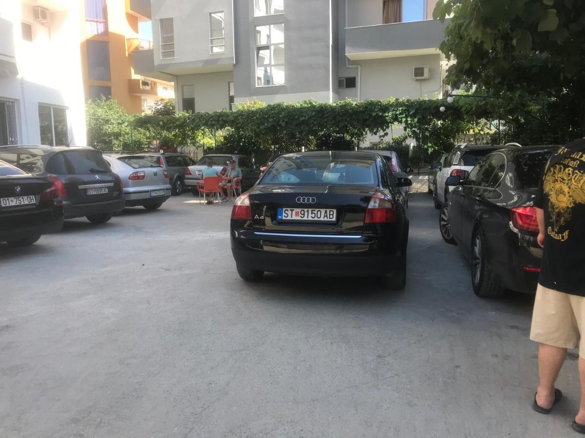 Villa Premium Durrës Buitenkant foto