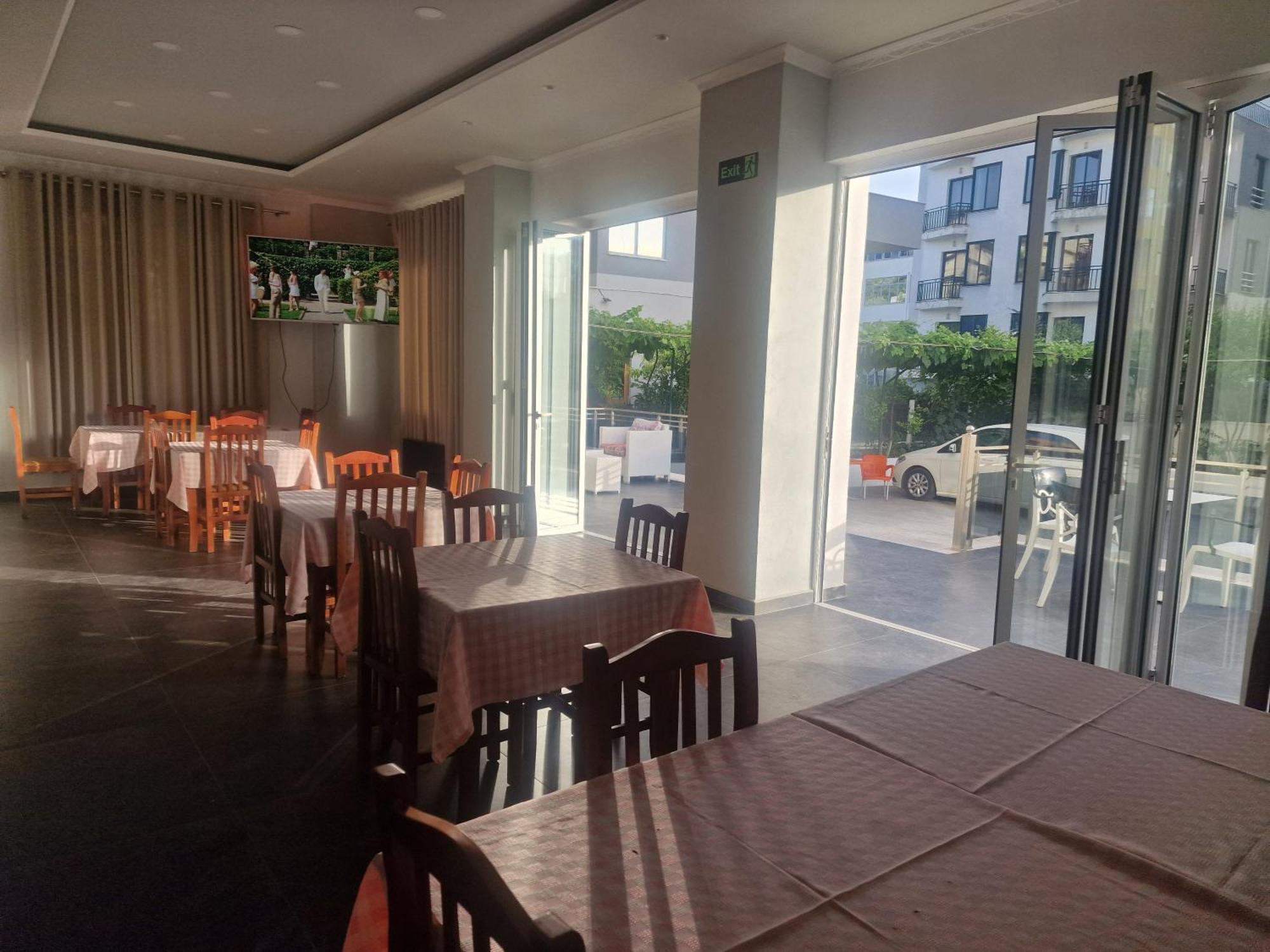 Villa Premium Durrës Buitenkant foto