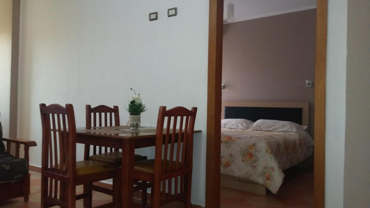 Villa Premium Durrës Buitenkant foto